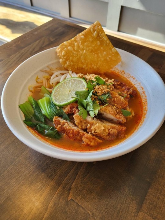 Tom Yum Noodle Soup w/ Crispy Chicken