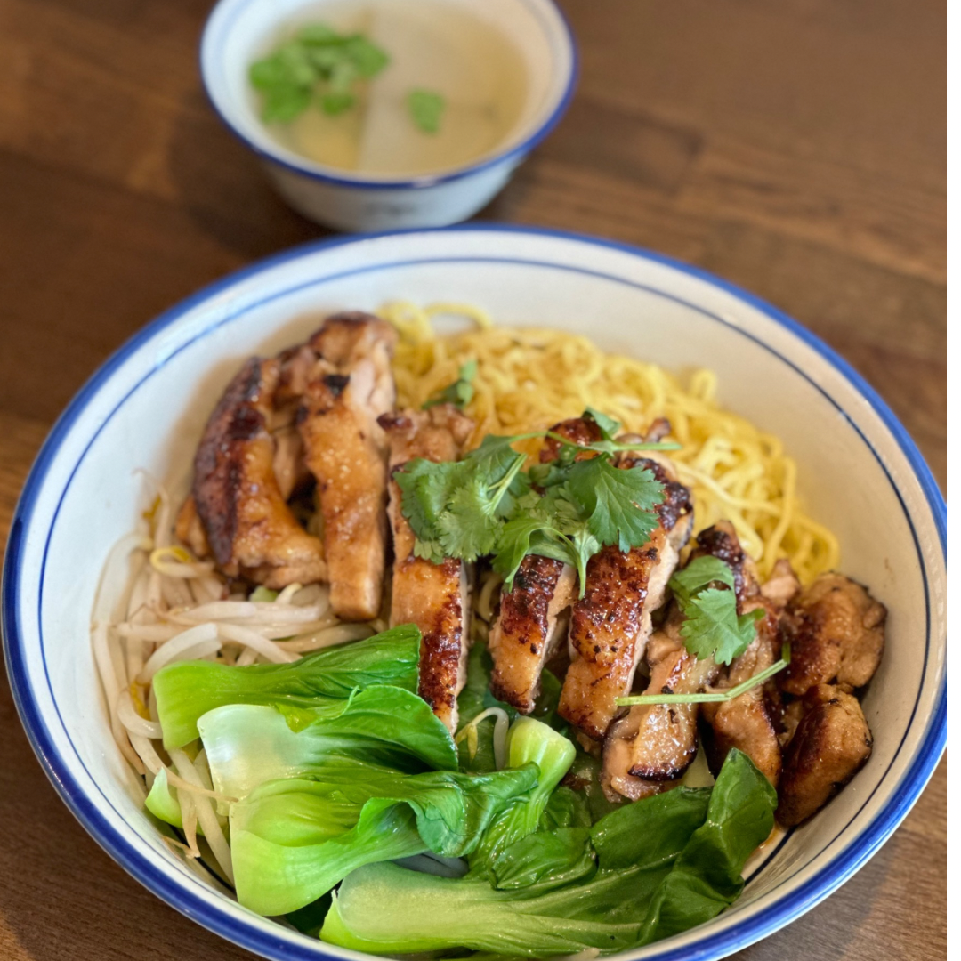 Dry Noodles w/ grilled chicken