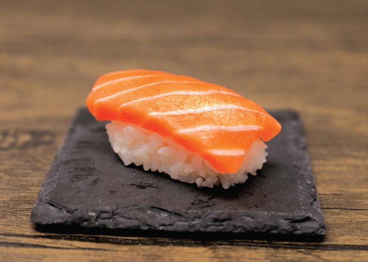 Salmon Sushi 2 Pc