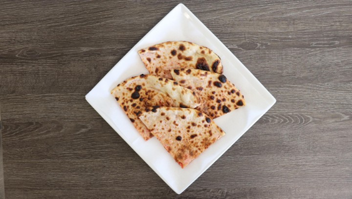 Stuffed Potato Naan (Aloo Kulcha)