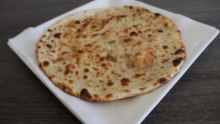 Saag Cheese Naan