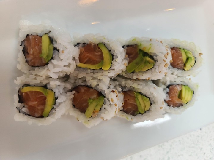 Salmon Avocado cut roll