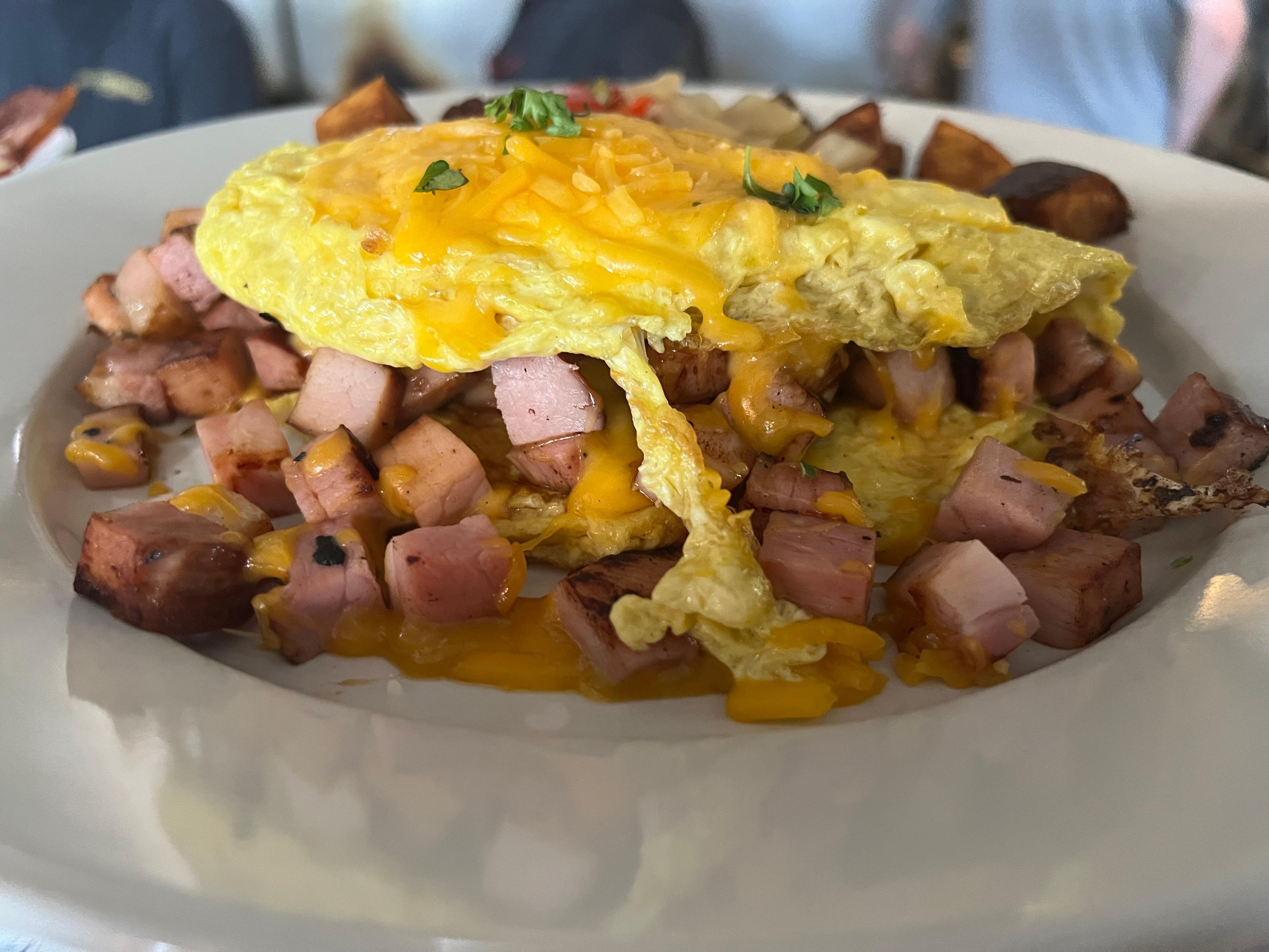 HAM & CHEESE OMELET