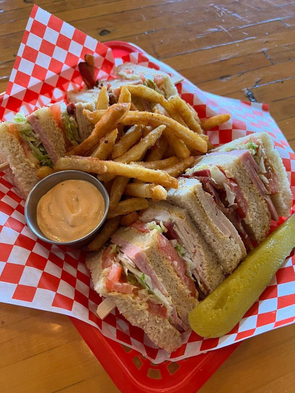 CLUB SANDWICH