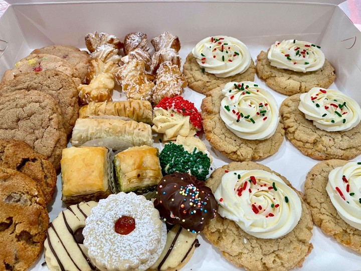 ))Cookie & Pastry Sampler Tray