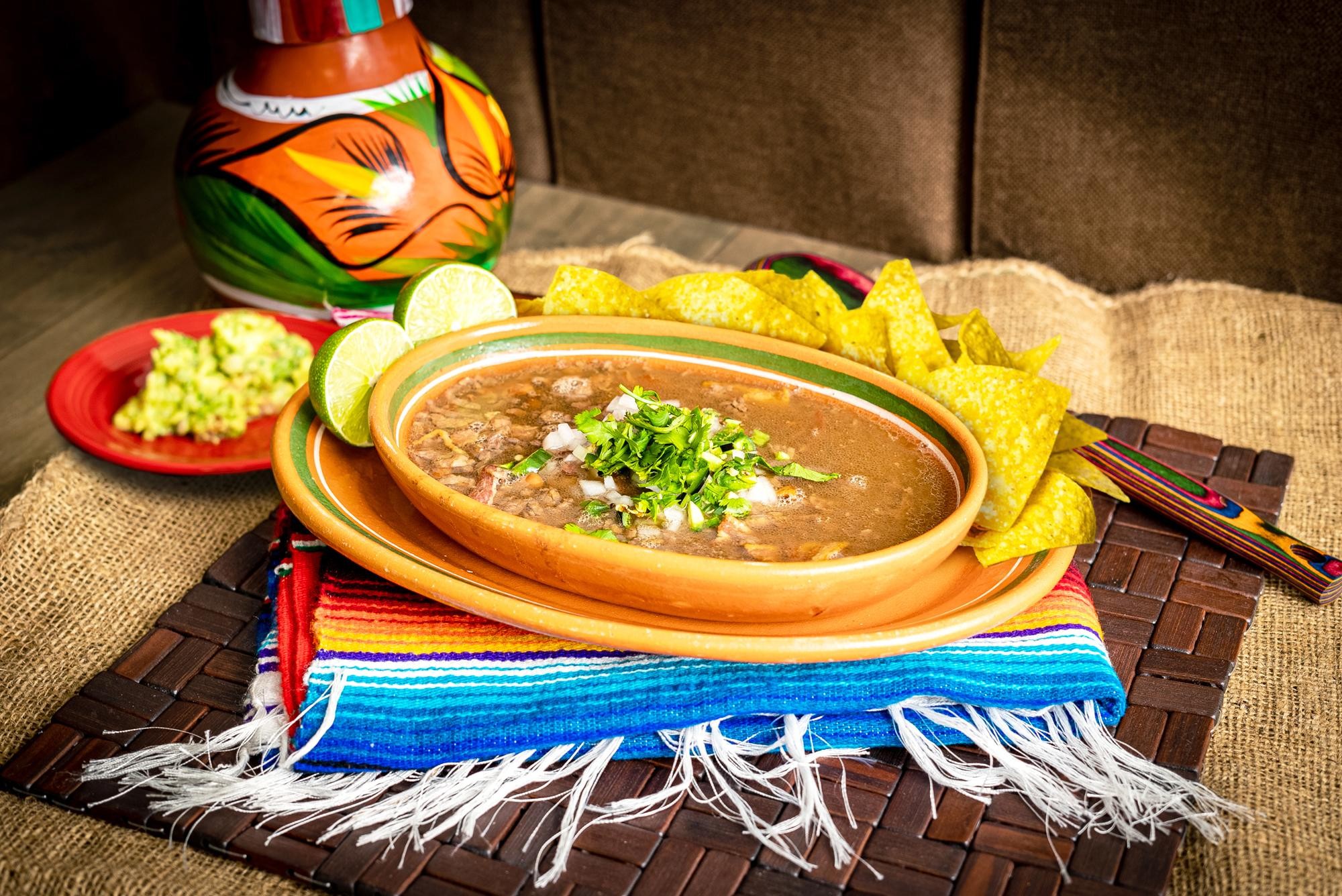 Carne En Su Jugo (includes Chips)