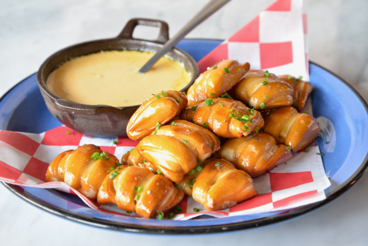 Garlic Pretzel Bites