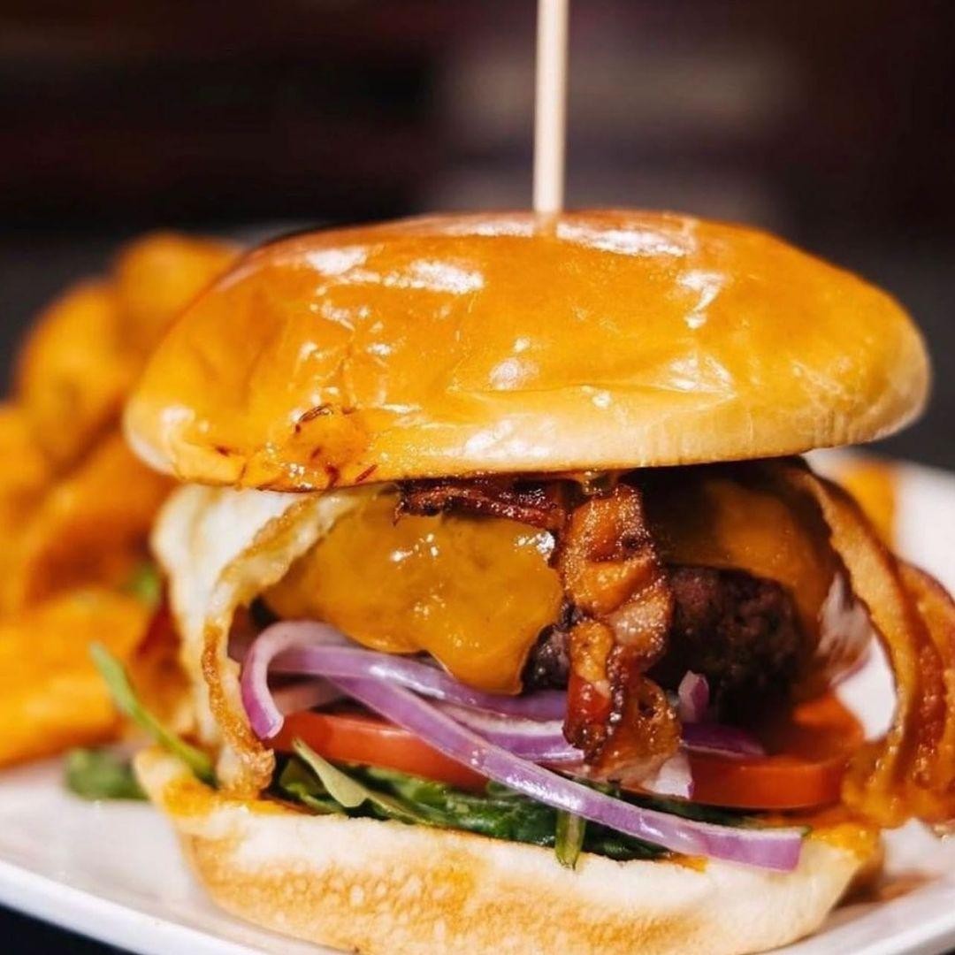 BUILD YOUR OWN  HAUS BURGER