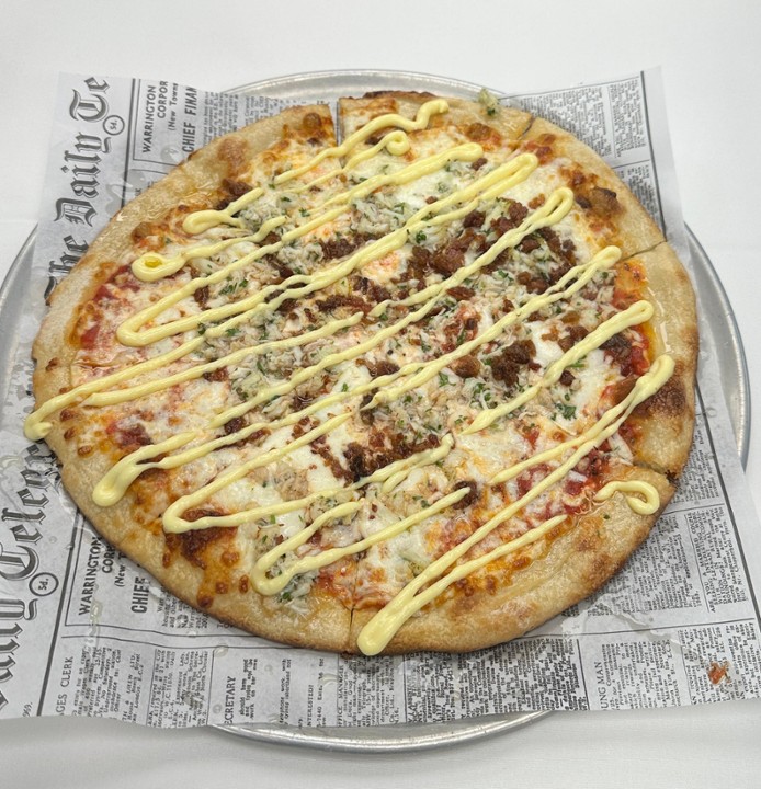 CRAB & OLD BAY BACON PIZZA