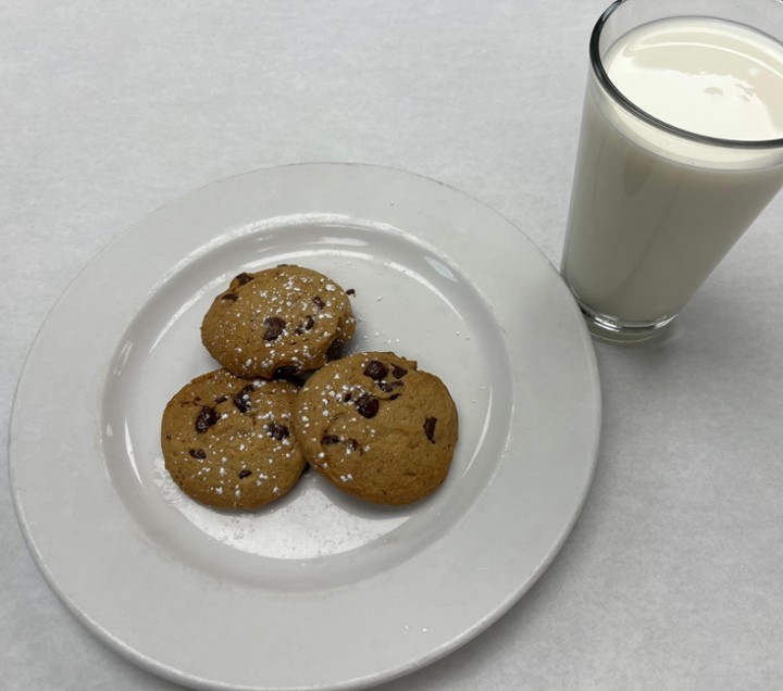 COOKIES & MILK