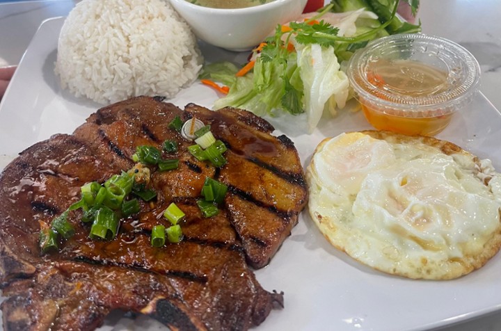 Grill Pork Chop with Fried Egg over Rice