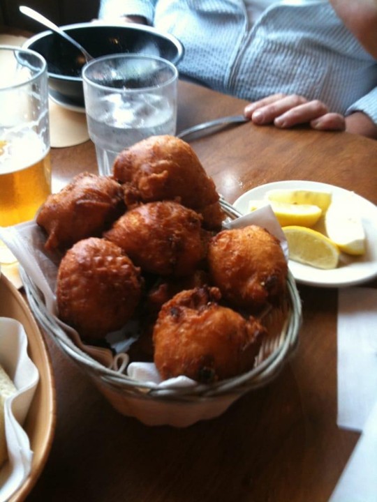 Clam cakes (6) TO