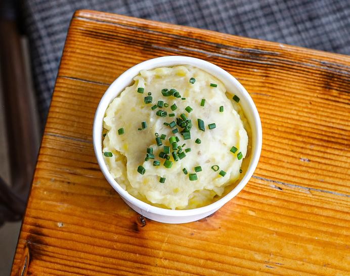 GARLIC MASHED POTATOES