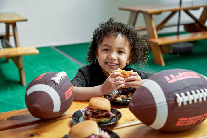 *1 BRISKET SLIDER + SIDE