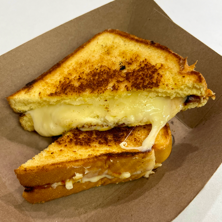 House 5 Cheese Grilled Cheese