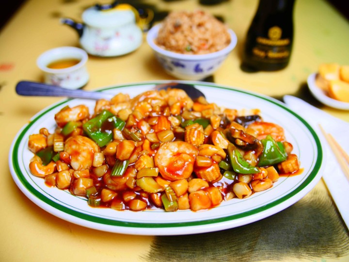 302 Shrimp and Cashew Nuts