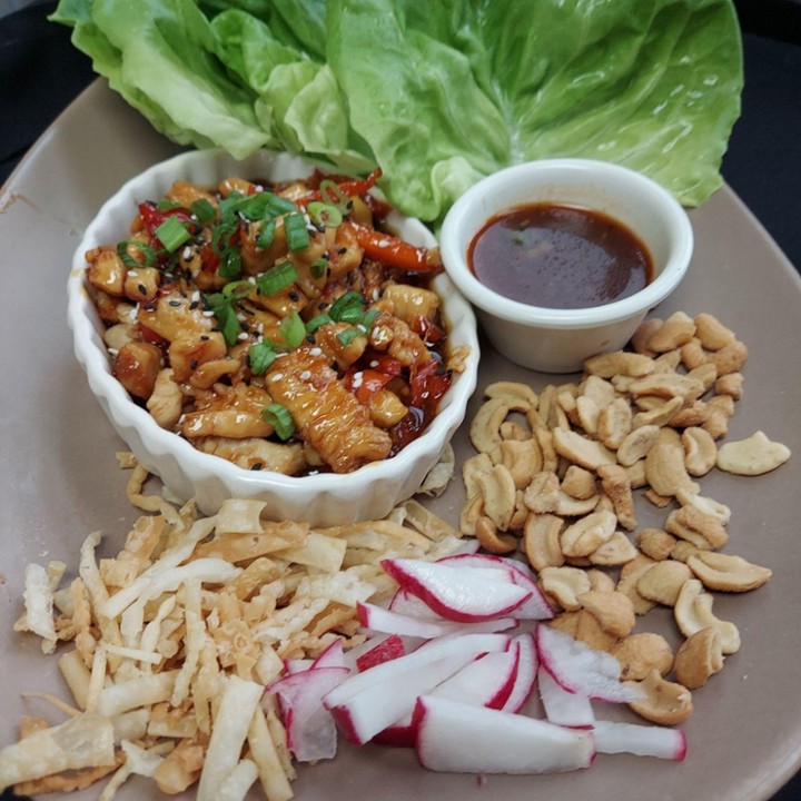 Thai Chicken Lettuce Wraps