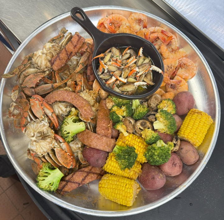 Full Hull Seafood Tray