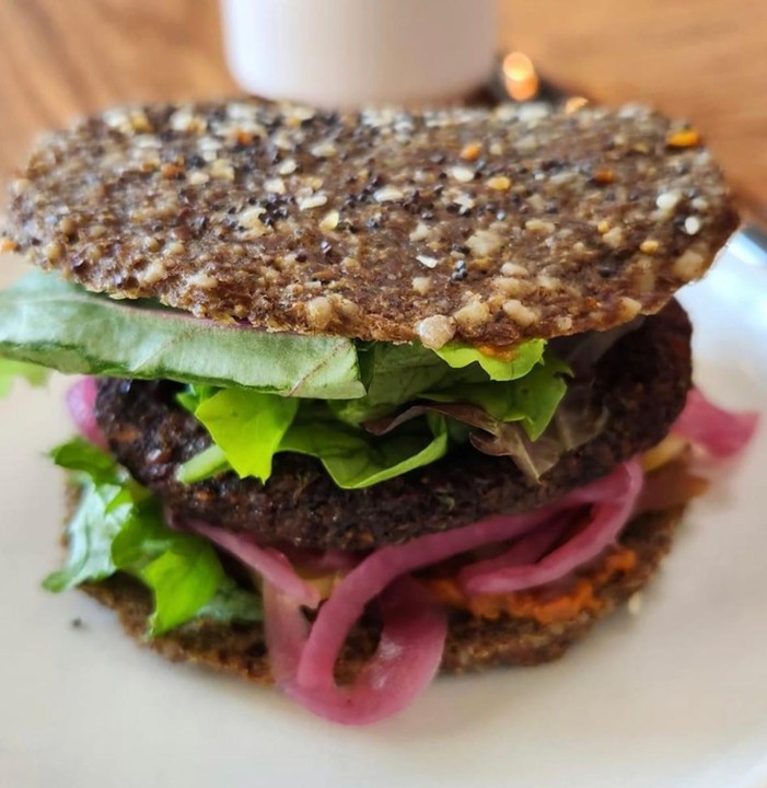 RAW BEET BURGER