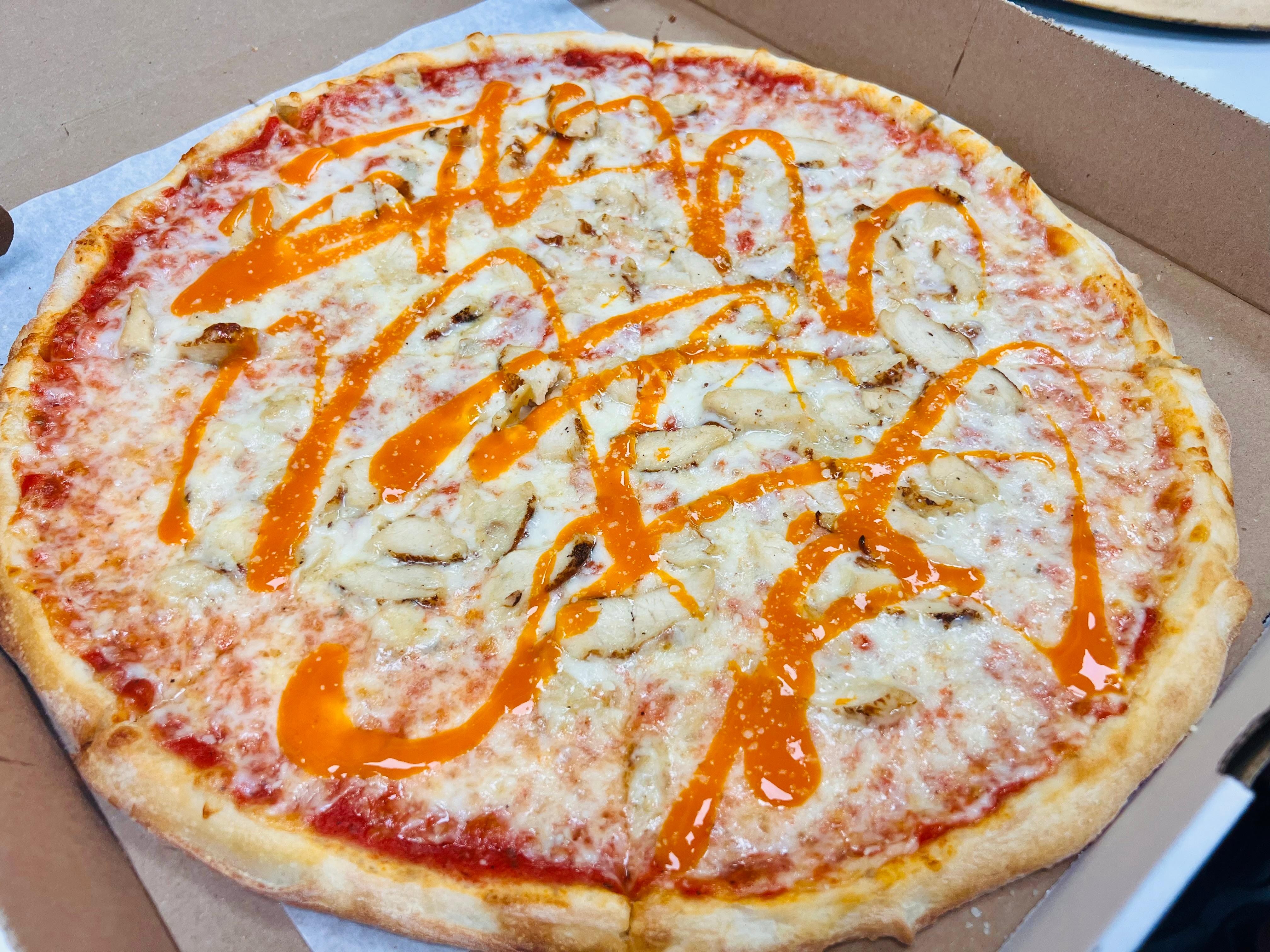 Large Buffalo Chicken Pizza