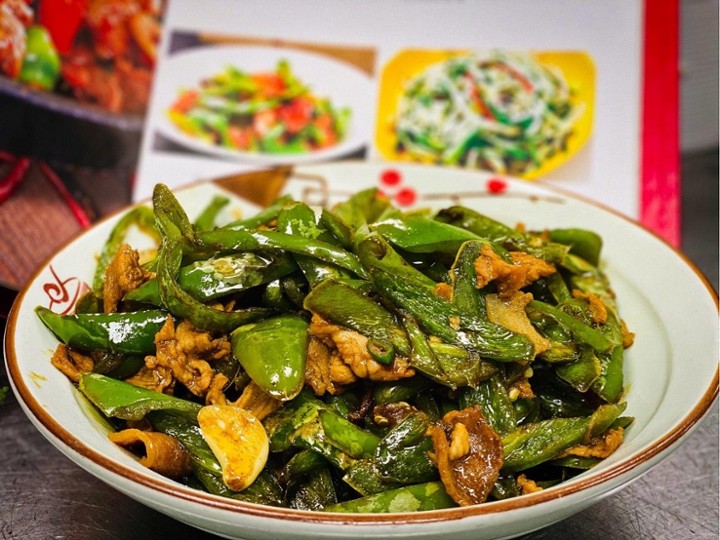 招牌👍农家小炒肉🌶️Farmer’s Stir Fried Pork (mild)