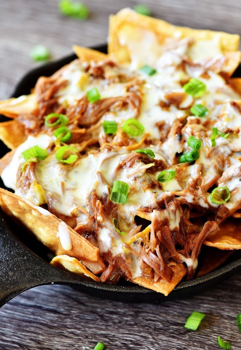 BBQ PORK NACHOS