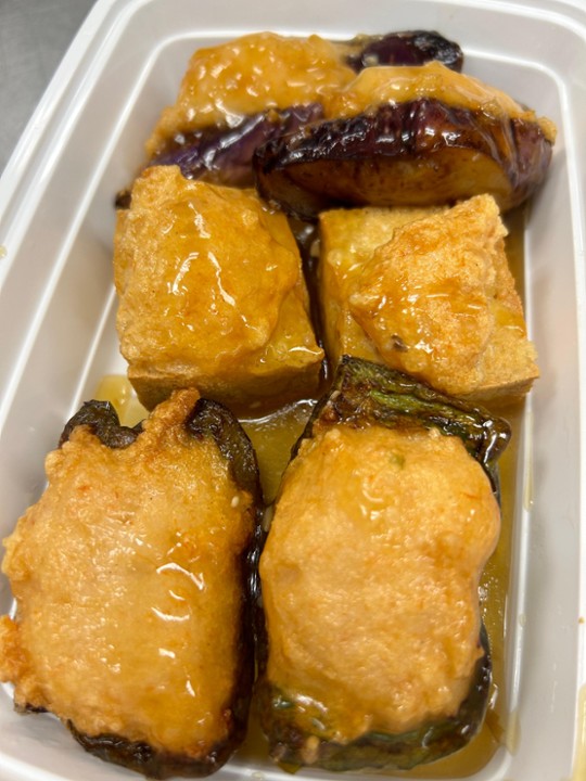 33. Fried Eggplant, Peppers, and Tofu Stuffed with Shrimp Pan-Fried Triple Delight 百花煎酿三宝