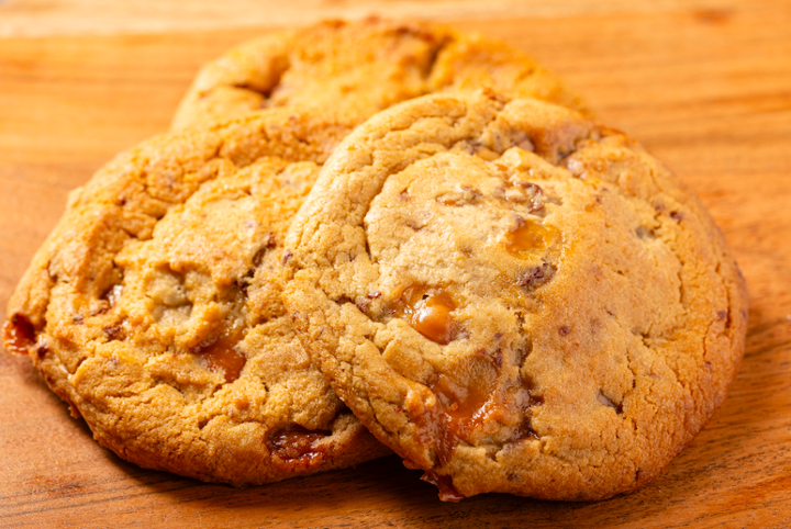 Salted Caramel Almond Cookie