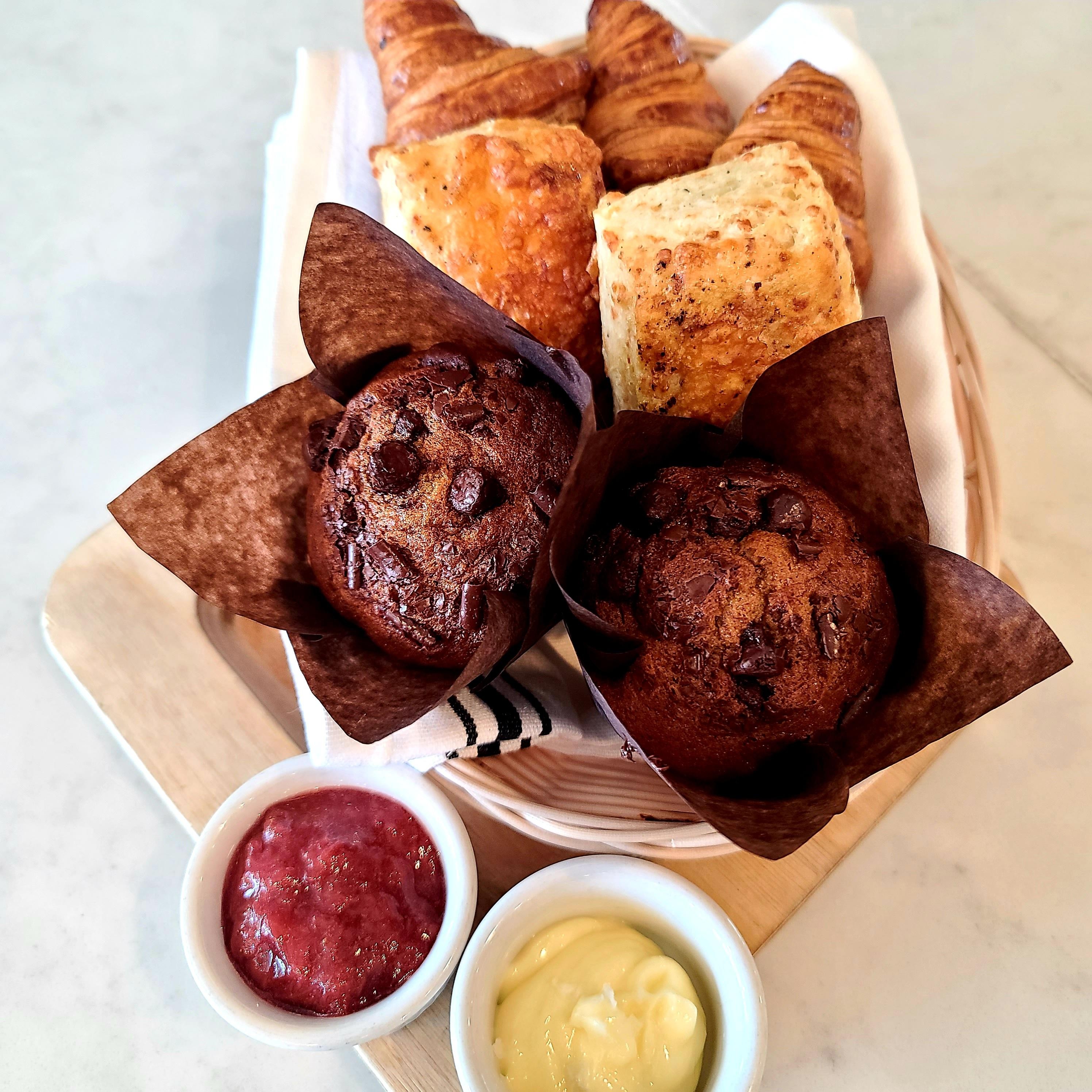 Pastry Basket