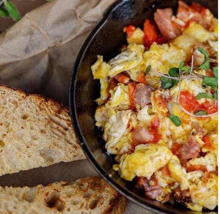 Baker's scramble eggs