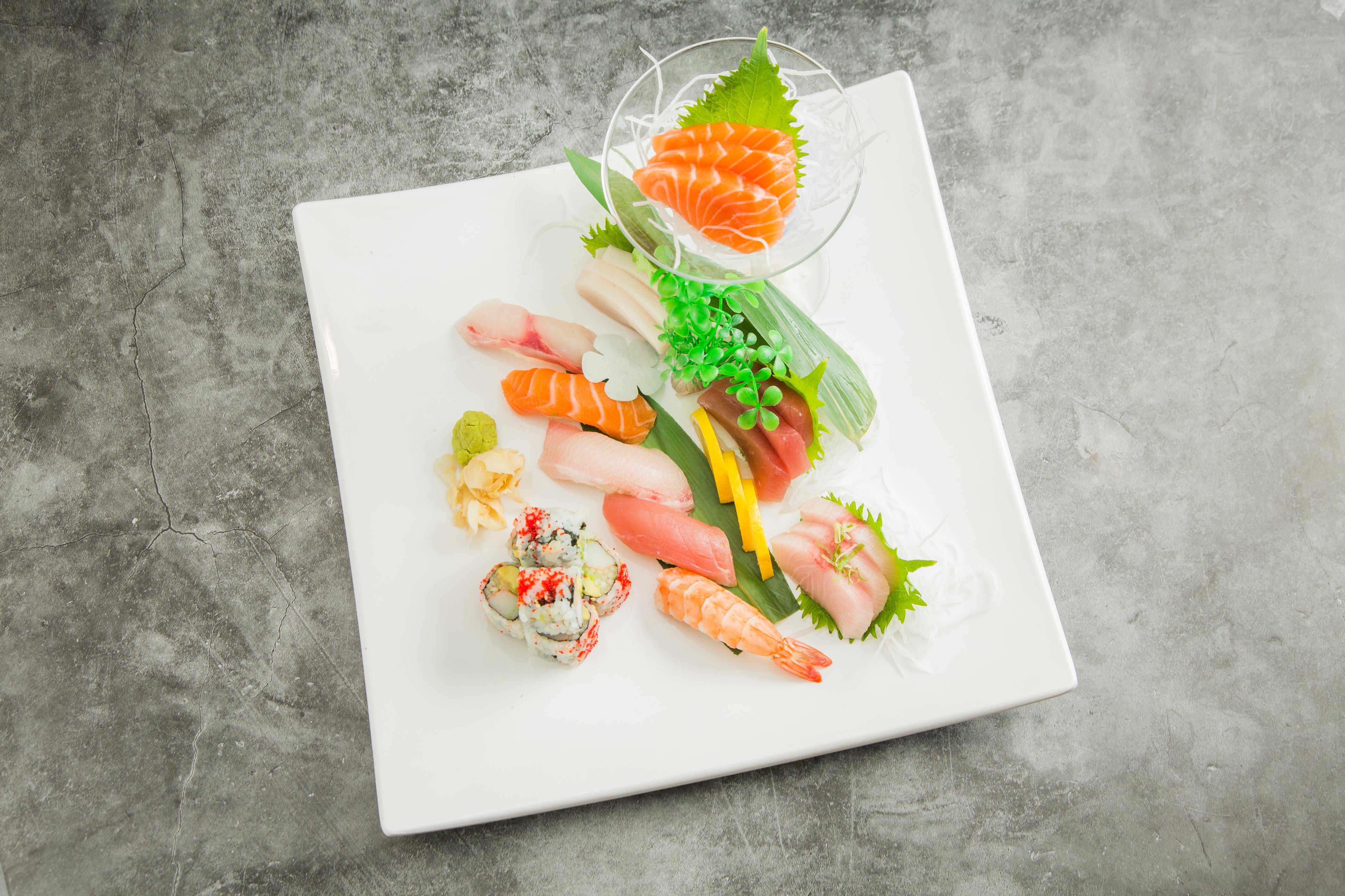 Sushi and Sashimi Combo Lunch
