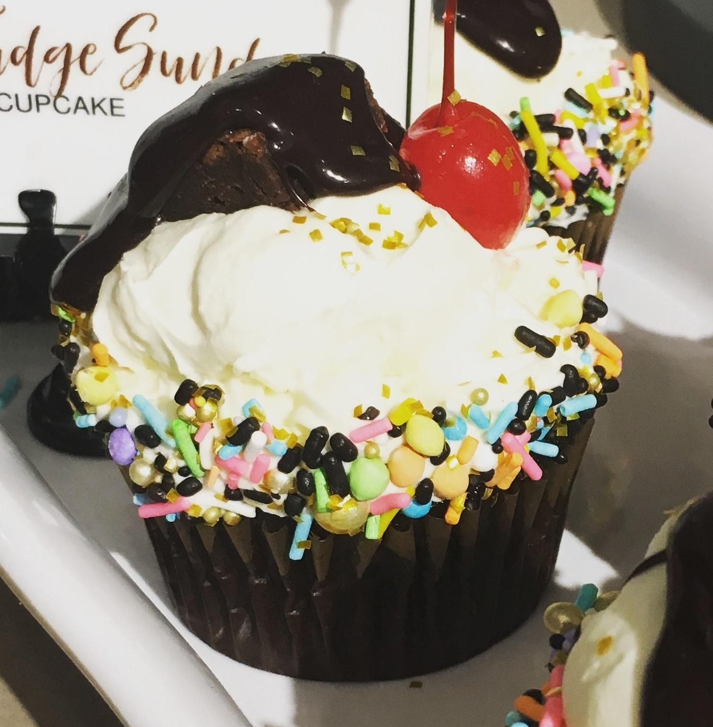 Brownie Sundae Cupcake (1doz)