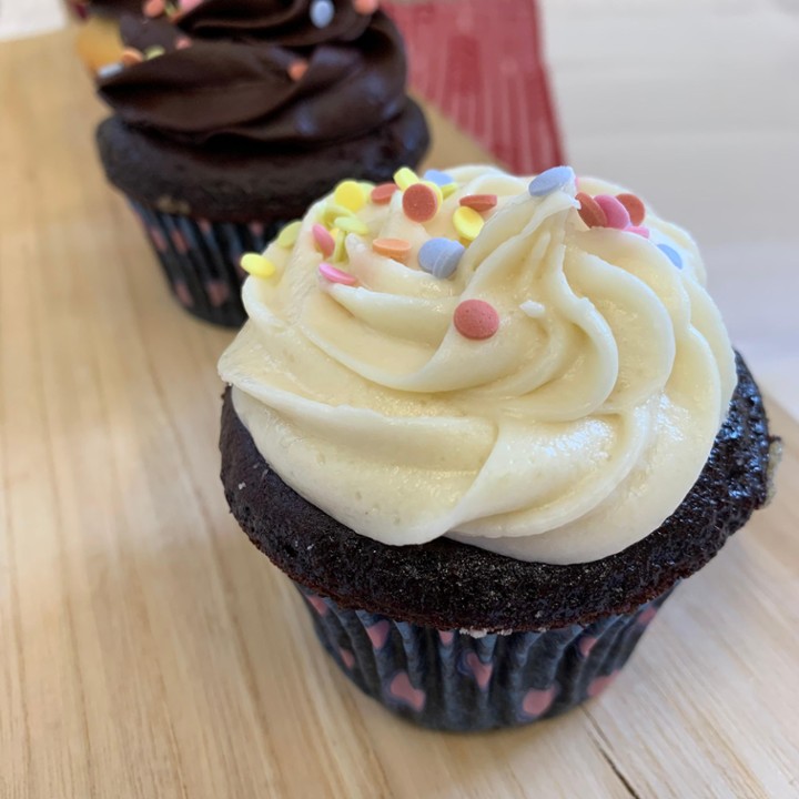 Chocolate Cupcake with Vanilla Frosting