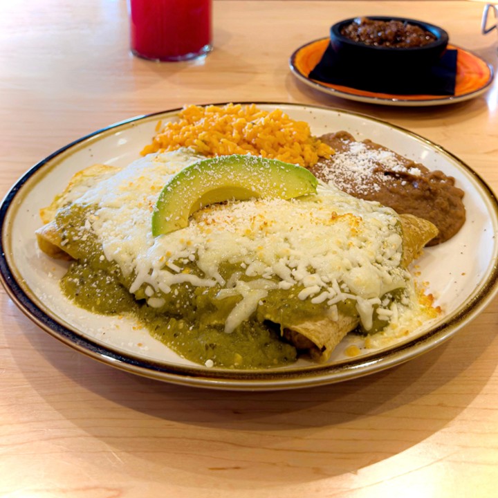 Enchiladas de Pollo