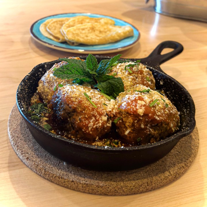 Albondigas Meatballs