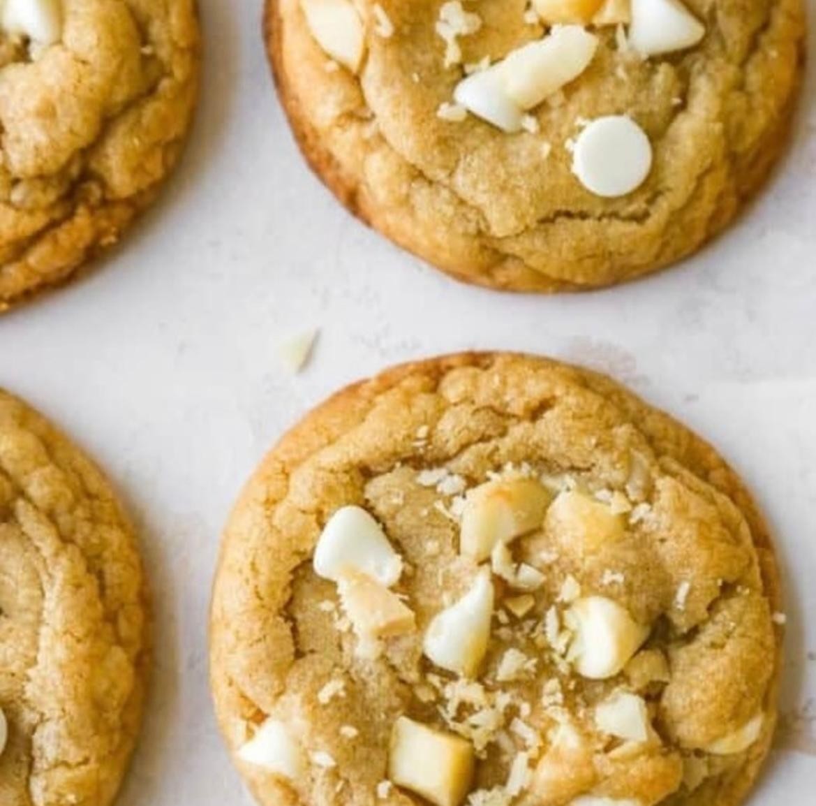 Naperville Mixed Box of 4 Giant Cookies