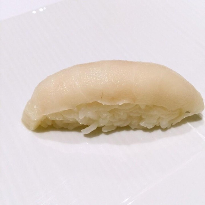 White Tuna (Maguro) (Raw)