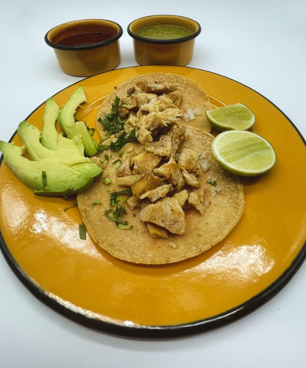 Taco de Pollo Adobado