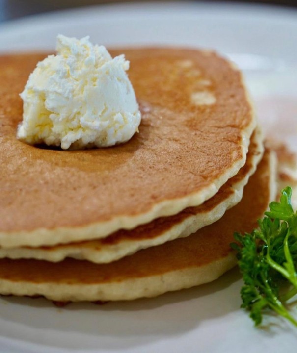 SHORT STACK PANCAKES