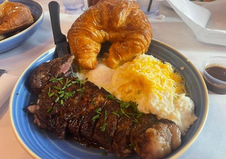 Ny Steak & Eggs