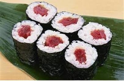 Tuna w/Scallions Maki