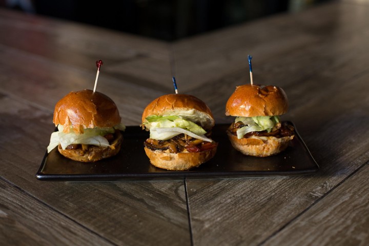 Mini-Sized Sliders (3pc)