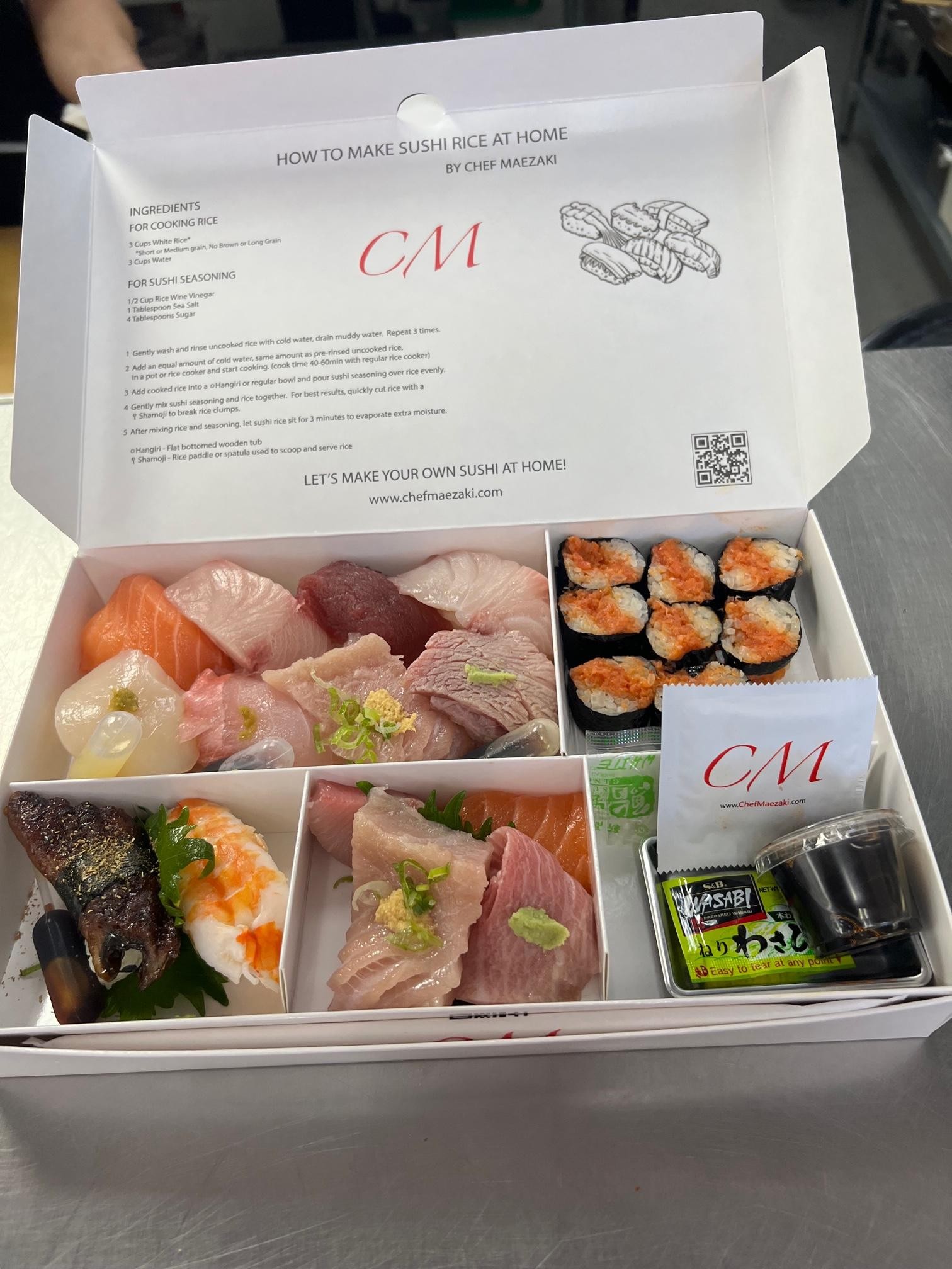 Premium Sushi Set