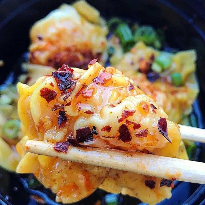 Shrimp Wonton w/ Chili Oil (4)