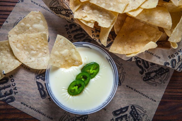 Mini Queso Dip 4.oz