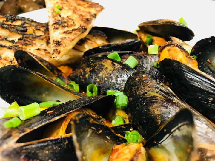Steamed Blue Bay Mussels