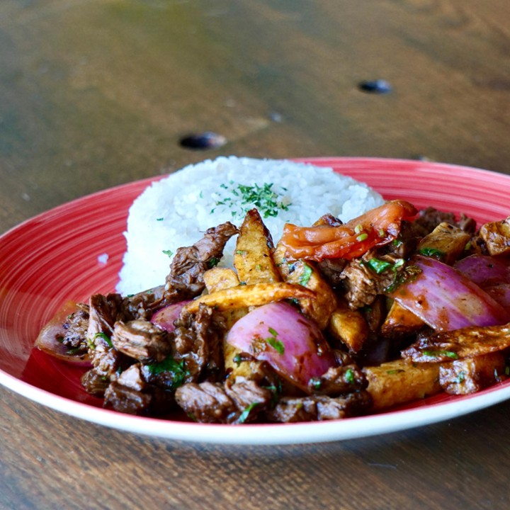 Lomo Saltado 