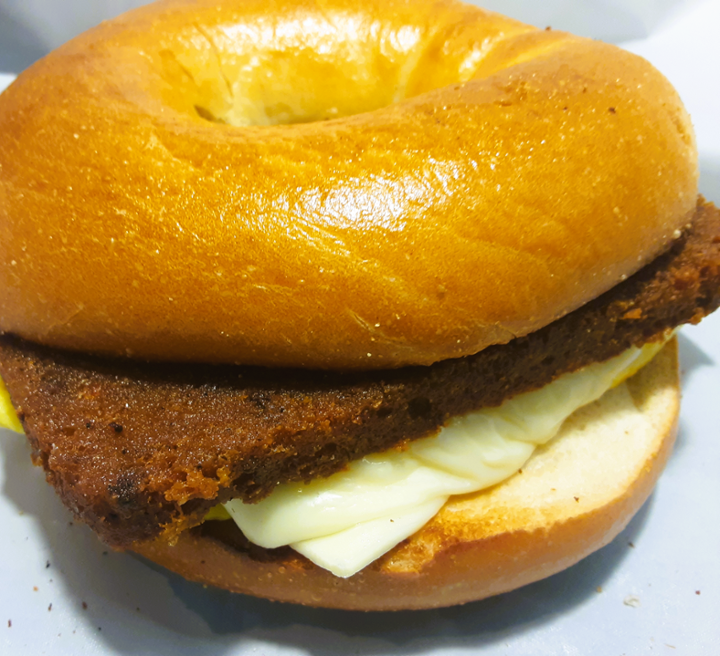 SCRAPPLE EGG AND CHEESE ON BAGEL