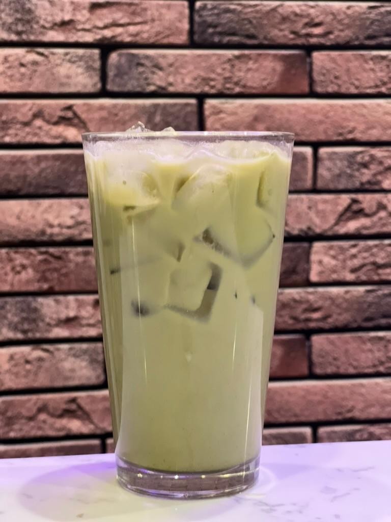 Macha Latte 20 oz.