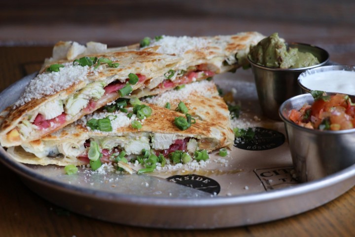 CHICKEN QUESADILLA